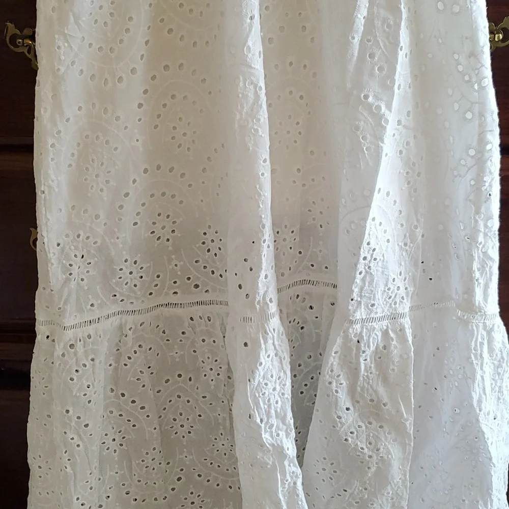 EUC white eyelet subdress - Picture 3 of 8
